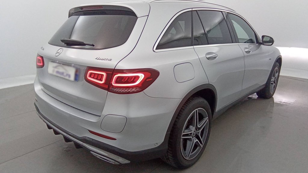 MERCEDES GLC – Image 19
